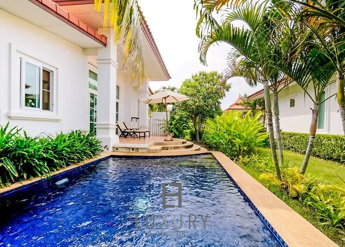 Bali Style 2 Bedroom Villa With Pool - B99 Hua Hin